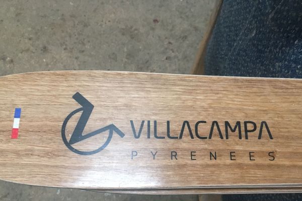 Les skis Villacampa entièrement fait artisanalement avec des matériaux pyrénéens