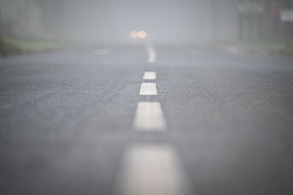 L'autoroute A28 était fermée entre Alençon et Rouen ce dimanche 21 janvier depuis 5h20 en raison d'une série d'accidents provoqués par des pluies verglaçantes.