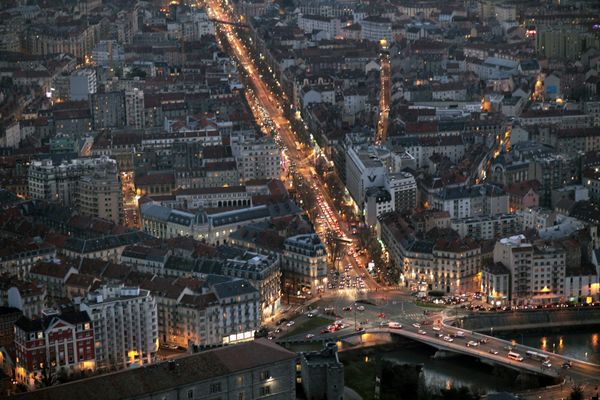 La ville de Grenoble veut réduire sa facture d'énergie de l'ordre de 5 à 10 %. (Illustration)