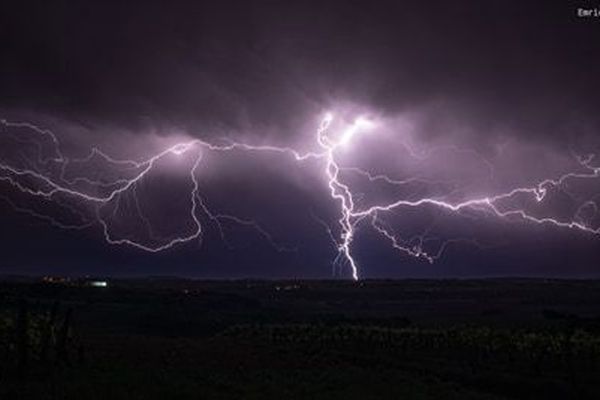 L'orage près de Blaye samedi 9 mai 2020.