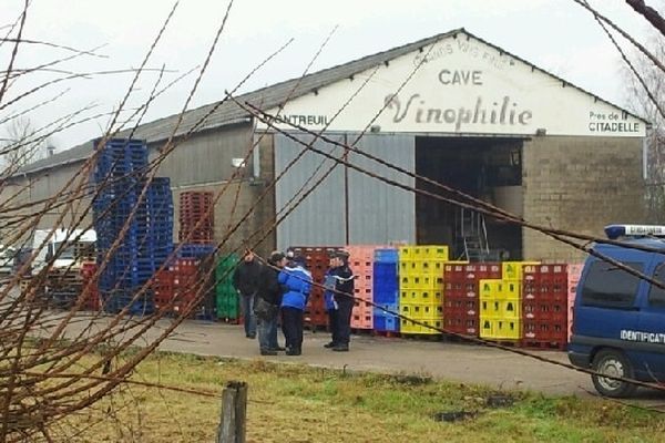 Le corps d'un homme a été découvert hier à 6 heures du matin, à l'embauche