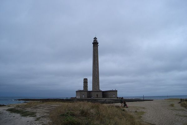 Un DIMANCHE nuageux vers le phare de Gatteville (50).