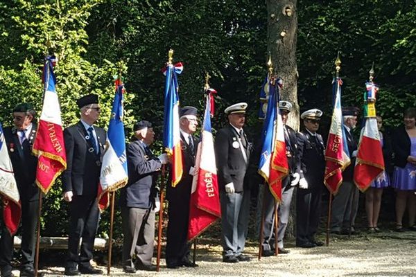 Une journée de recueillement et d'hommage partout dans la région.