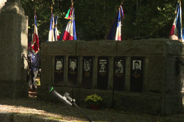 Chaque année, plusieurs dizaines de personnes viennent rendre hommage aux résistants.