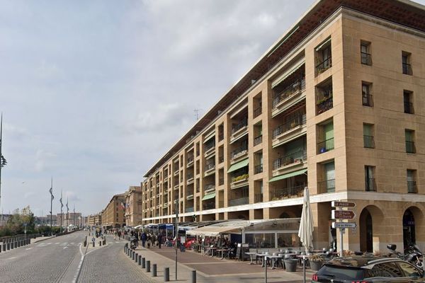 Un homme a été blessé par balle à la jambe tôt ce jeudi matin sur le Vieux-Port de Marseille.