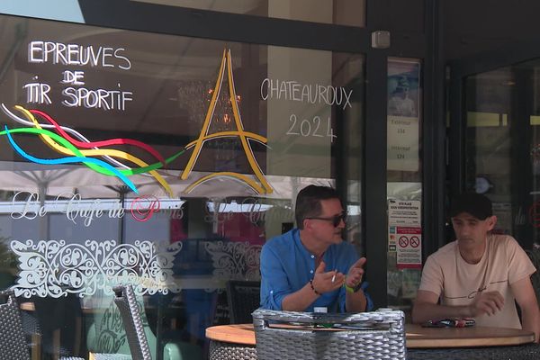 Ce café de Châteauroux ne désemplit pas, grâce à la clientèle venue assister aux JO 2024.