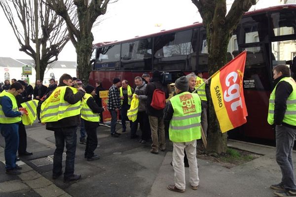 Les salariés Samro de la Loire sont arrivés à la Roche/Yon