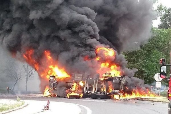 Un accident de camion à Fontainebleau, le 9 mai 2018.