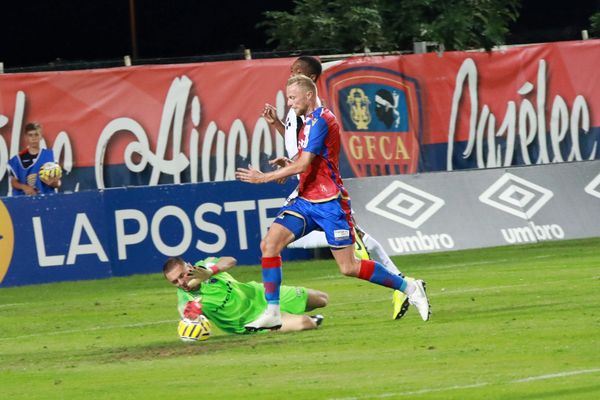 Pollet face au Paris FC au stade Ange-Casanova, en août dernier. 