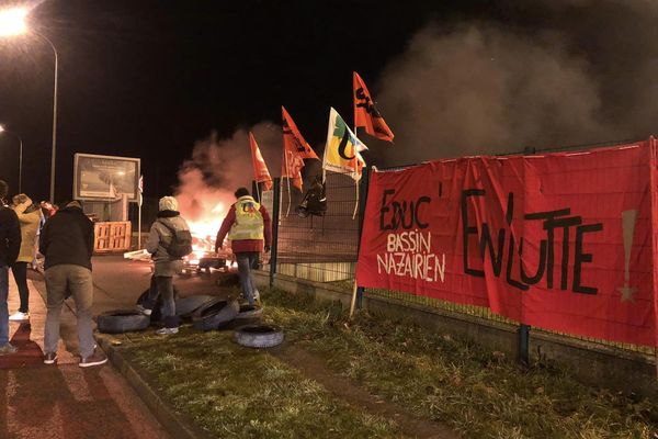 Les enseignants du collectif "Éducation nazairienne en lutte" veulent durcir leur mouvement contre la réforme des retraites.