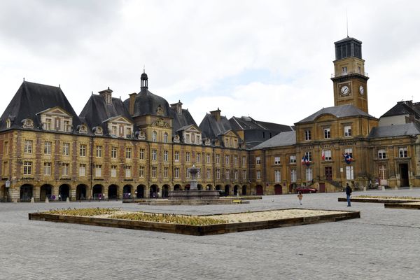 Les électeurs de Charleville-Mézières avaient le choix, comme partout en France, entre 12 candidats au premier tour de l'élection présidentielle 2022. (archives)