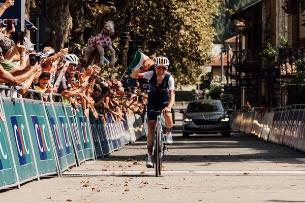 La Normande Eglantine Rayer a remporté la 2e étape du Tour de l'Avenir Femmes 2024, au terme d'un raid en solitaire de près de 80 km.