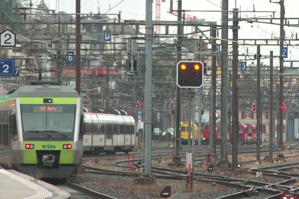 Paris-Berne ou Berne-Paris les weekends, c'est à nouveau possible en train.