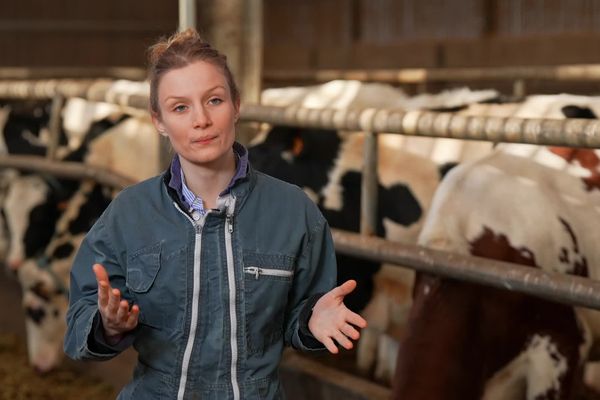 Camille Calvos, 26 ans, agricultrice à Orchies (Nord) et influenceuse sur Tik Tok.