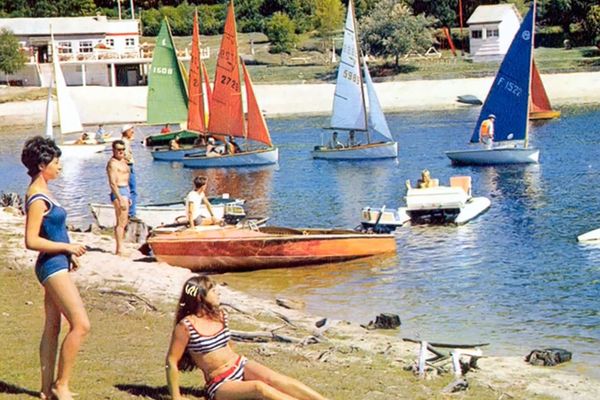 Le tourisme se développe à Vassivière dans les années 60.