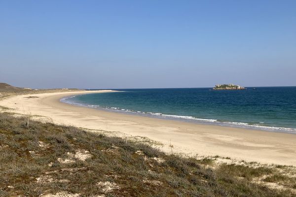 Belle plage sur l'île de Houat