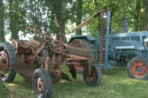 L'exposition de vieux tracteurs de Misson