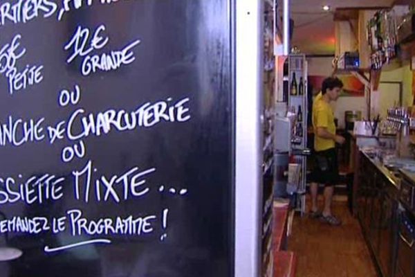 Un restaurant ouvert le 15 août à Lons le Saunier (Jura).