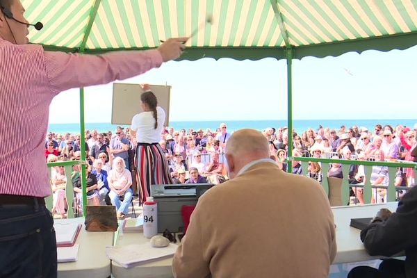 C'est Sébastien Chalot, commissaire priseur de Fecamp qui s'est chargé de la vente ce dimanche 28 juillet 2019.