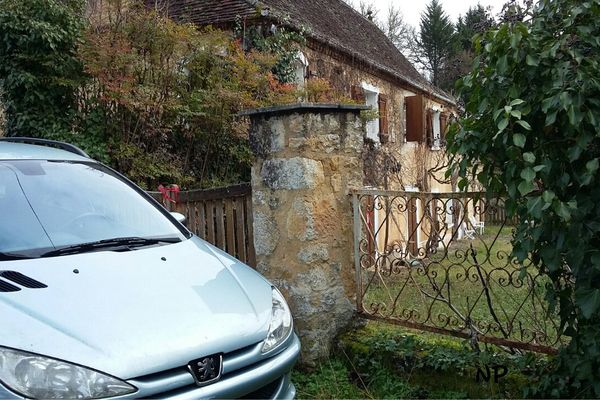 Le domicile d'Ildiko Kavupary à Mauzac-et-Grand-Castang et sa voiture