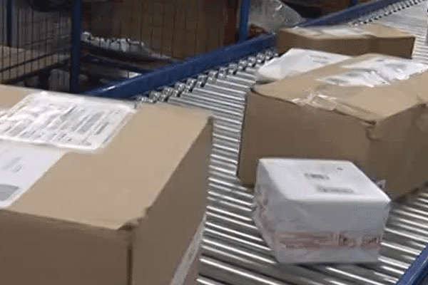 Plusieurs milliers de paquets expédiés chaque jour en décembre par la poste en Limousin