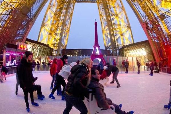 Ce week-end, venez patiner sur la Tour Eiffel