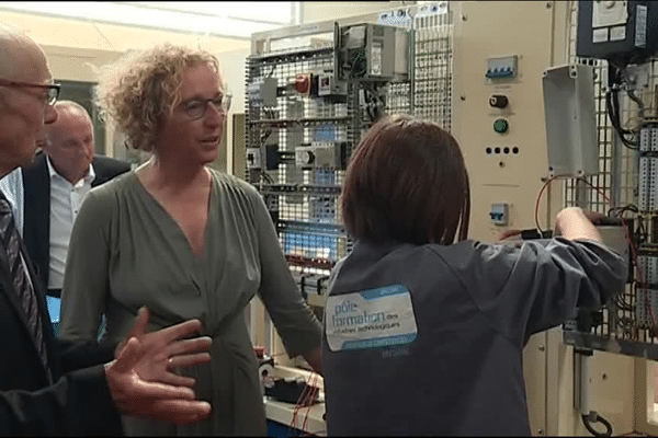 Muriel Pénicaud, en visite au CFA de l’industrie à Brest