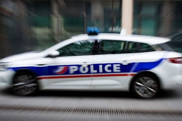 Un homme a été interpellé vendredi 7 décembre pour "provocation de mineurs à commettre des délits". 