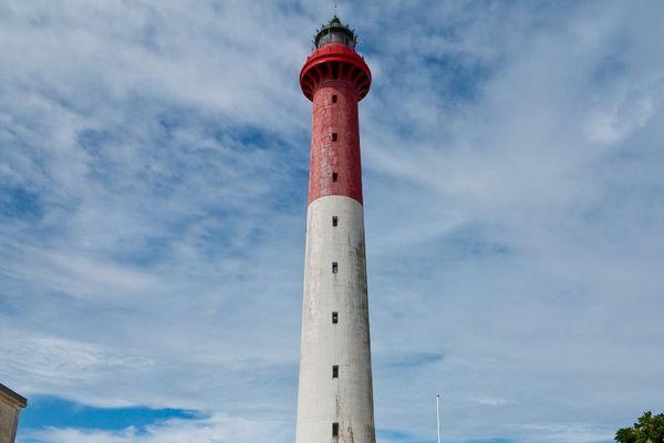 Le phare de la Coubre est basé sur la commune de la Tremblade en Charente-Maritime.