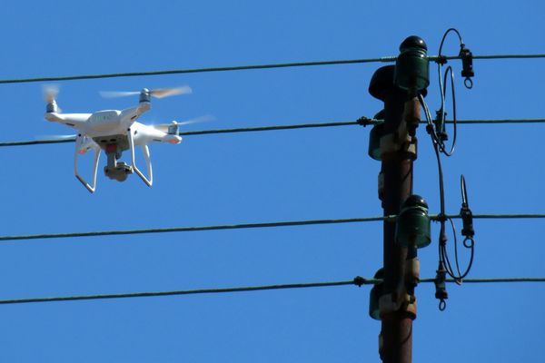 Les drones Enedis qui partent en reconnaissance et inspections des lignes sont des petits bijoux de technologie, Enedis n'a pas apprécié.