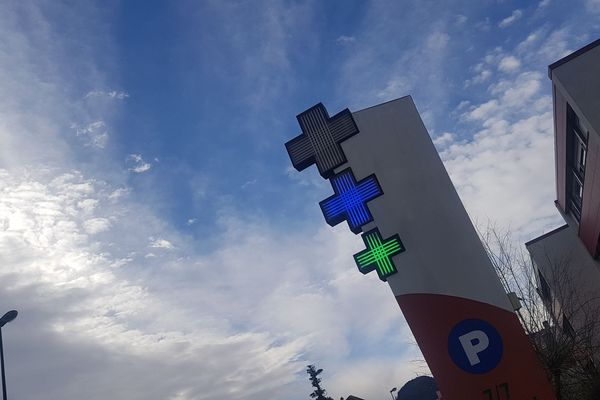 Depuis quelques jours, la pénurie de masques de protection est visible dans les pharmacies du Puy-de-Dôme. 