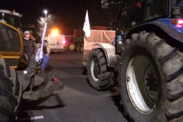 La manifestation des agriculteurs s'est poursuivi cette nuit à Poitiers.