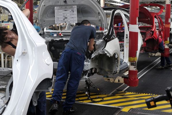 Toyota Valenciennes 500 Emplois Bientot Crees Pour La Production De La Nouvelle Yaris