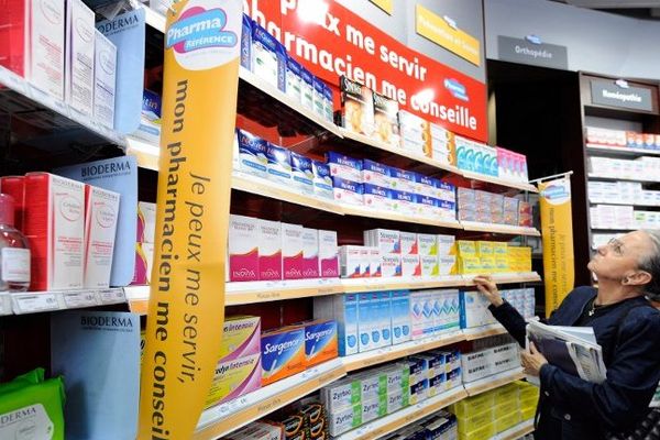 Le libre service de médicaments est autorisé uniquement en pharmacie en France comme dans 13 pays d'Europe.