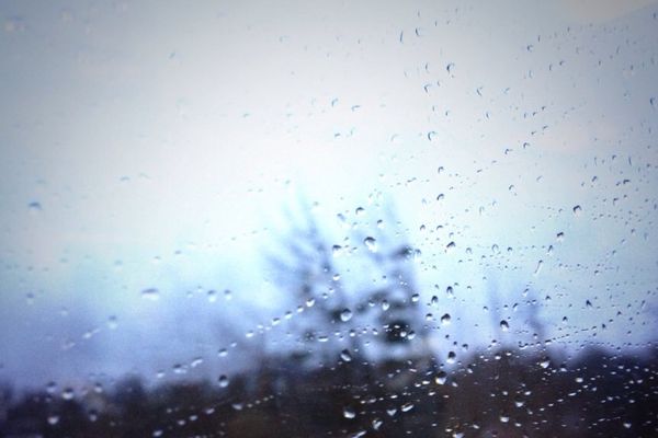 De la pluie en île de France. 