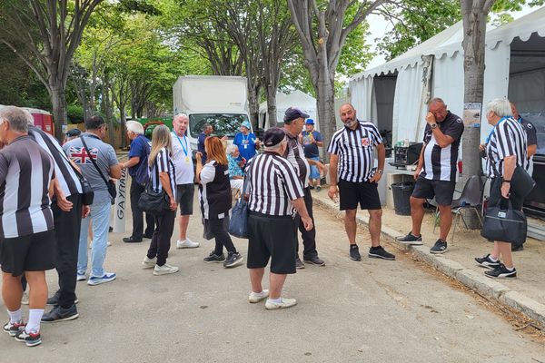 Les arbitres sont en retrait ce lundi 1 juillet suite à l'agression de l'une d'entre eux.