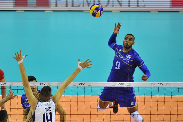 Le Proces Du Volleyeur Poitevin Earvin Ngapeth Renvoye Au 22 Fevrier