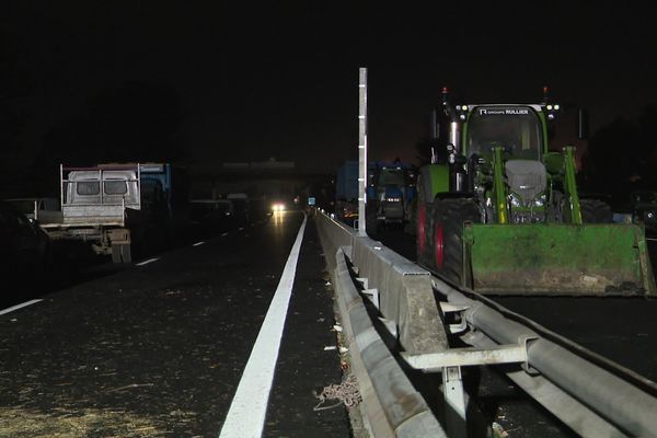 Les blocages se poursuivent depuis plusieurs jours sur l'A9 entre Gallargues et Orange.