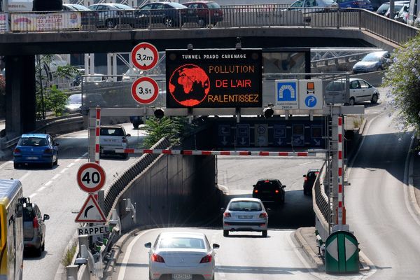 La procédure d'information-recommandation a été déclenchée aujourd'hui dans les Bouches-du-Rhône, le Var et le Vaucluse