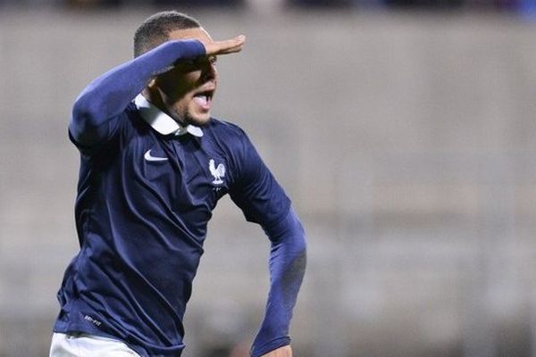 Un geste de Layvin Kurzawa qui va rester !