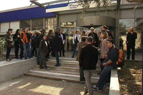 Les médecins devant la CPAM à Montpellier contre la réforme de la santé - 19 mars 2015