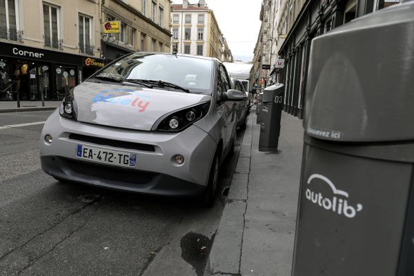 BlueLy c'est fini à Lyon.