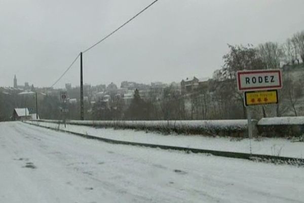 Les engins de déneigement ont dû intervenir sur les routes du Lot. 