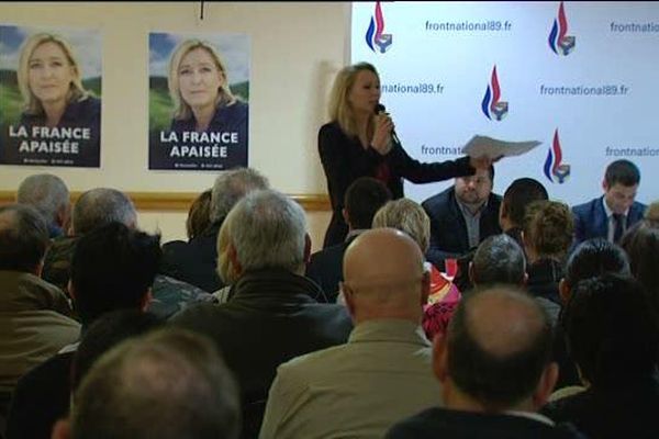 Marion Maréchal-Le Pen participait jeudi 18 février 2016 au premier rendez-vous patriote du FN, un rassemblement en vue des présidentielles de 2017.