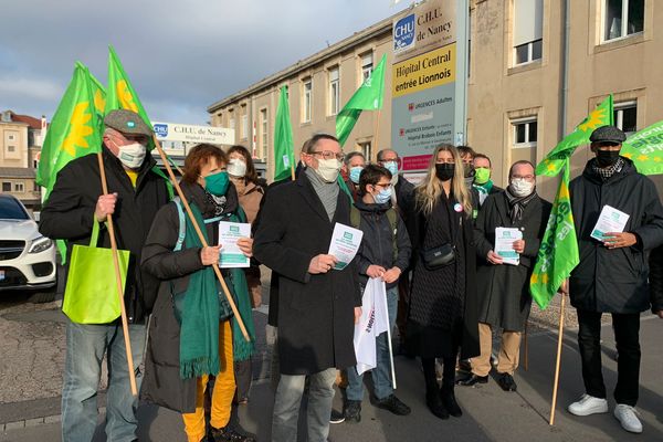 Rassemblement des soutiens du candidat écologiste à la présidentielle 2022, Yannick Jadot (EELV)