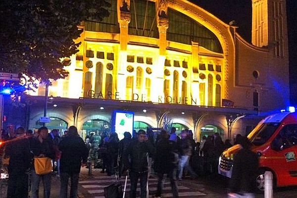 Archives. 18 octobre 2013 : alerte à la bombe à la gare de Rouen