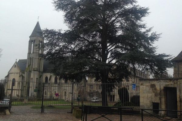 Lycée Saint-Vincent à Senlis