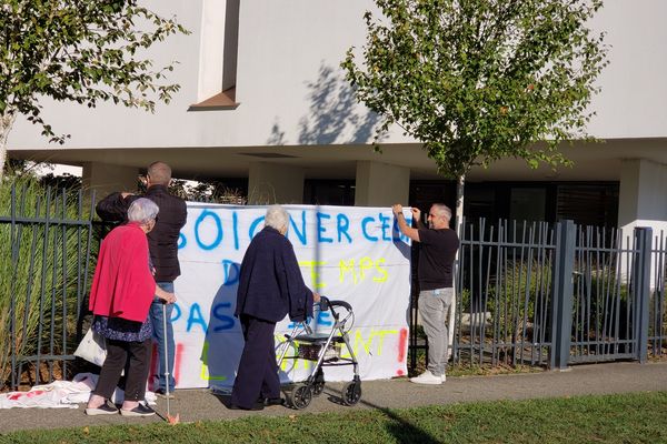 Les personnels des Ehpad dénoncent des conditions de soins des résidents inacceptables.