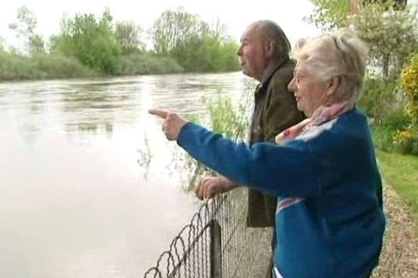 Un couple de retraité vivant au bord de la Seine à Courceroy (10)