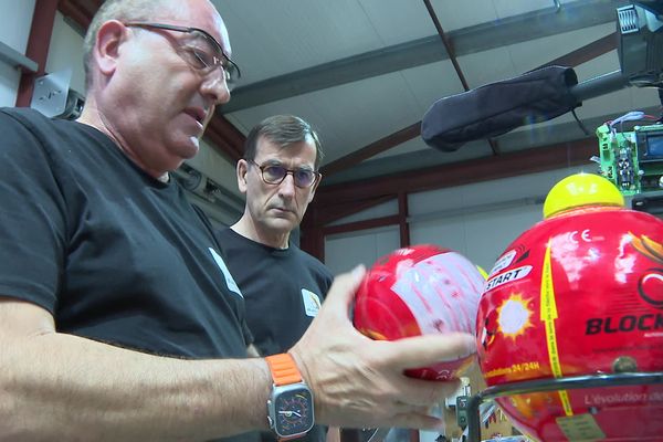 Jacques Pitoux, inventeur et créateur de Block'Fire, avec Marc Jaubert, ingénieur électronicien, poursuivent les phases de test de ce procédé de lutte contre la propagation des incendies.